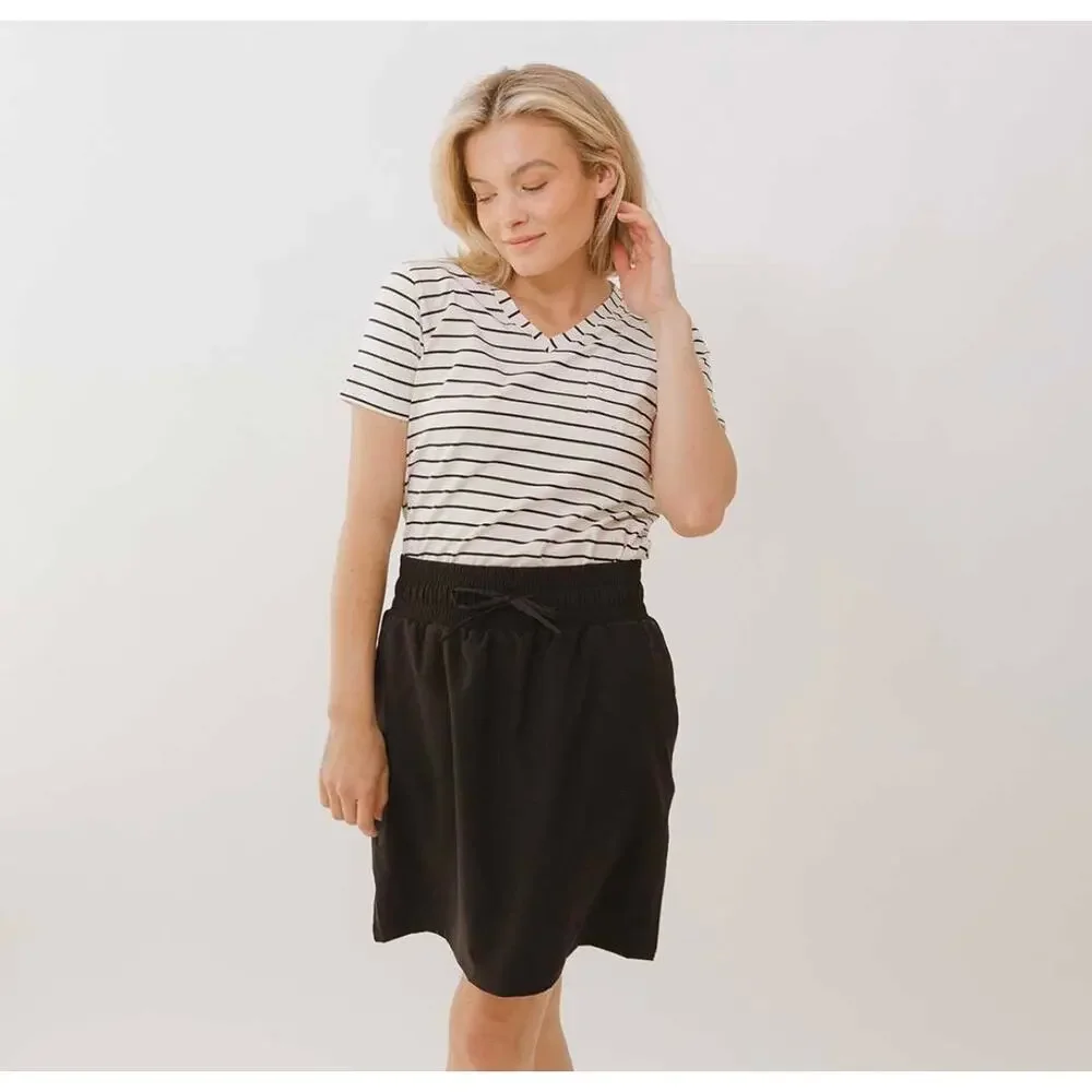 Albion | Size Medium Cher Black Skirt